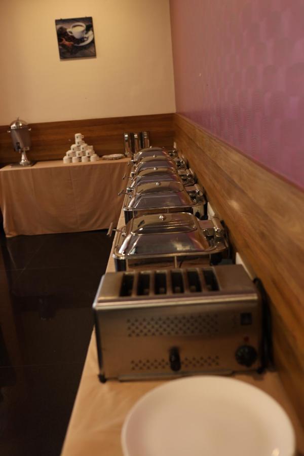 Npg Hotel Bangalore Just 10 Mins Drive From The Kempegowda International Airport Luaran gambar
