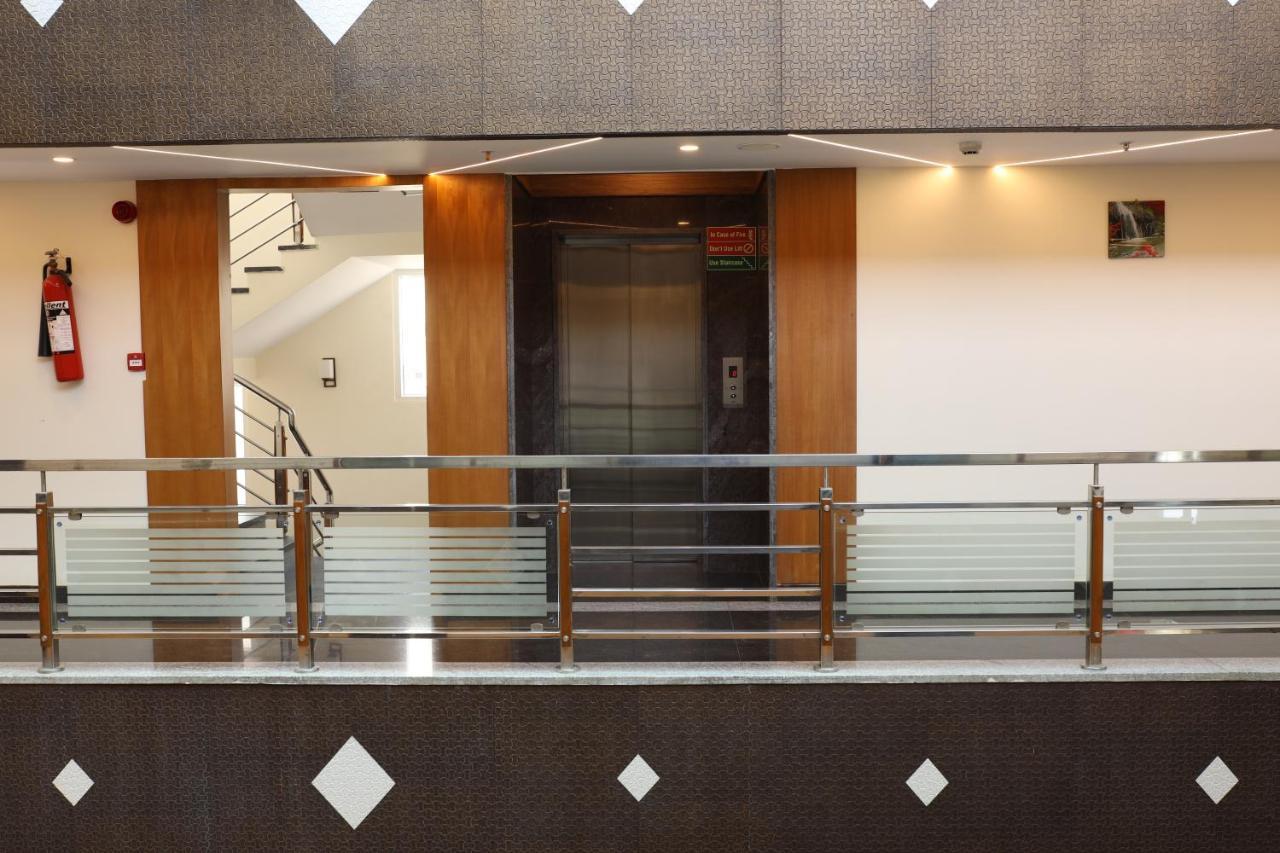 Npg Hotel Bangalore Just 10 Mins Drive From The Kempegowda International Airport Luaran gambar